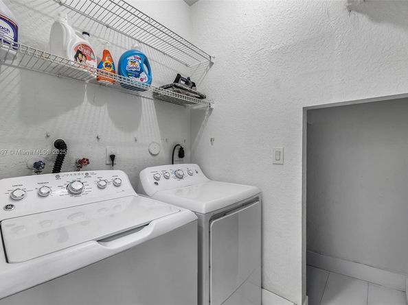 15987 SW 141st St, Miami FL 33196
