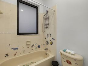 15987 SW 141st St, Miami FL 33196