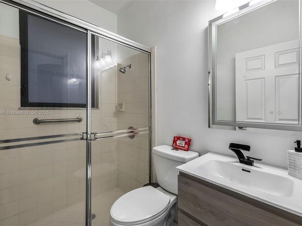 15987 SW 141st St, Miami FL 33196