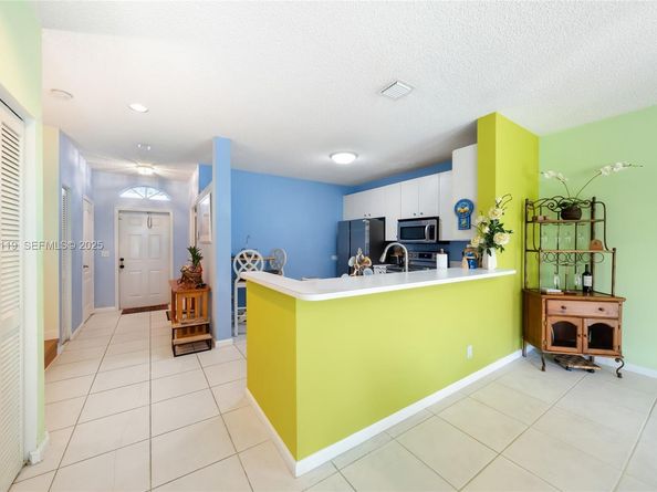 13214 NW 7th Dr, Plantation FL 33325