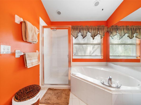 13214 NW 7th Dr, Plantation FL 33325