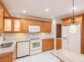 990 E 2nd St, Hialeah FL 33010