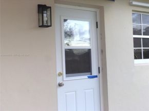 10020 Dominican Dr, Cutler Bay FL 33189