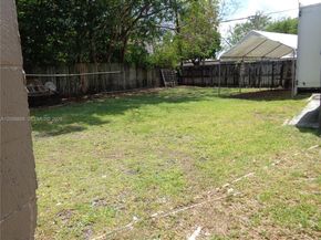 10020 Dominican Dr, Cutler Bay FL 33189