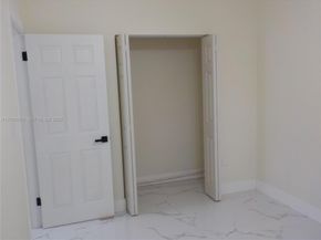 10020 Dominican Dr, Cutler Bay FL 33189