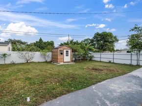 4530 SW 25th St, West Park FL 33023