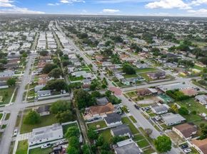 4530 SW 25th St, West Park FL 33023