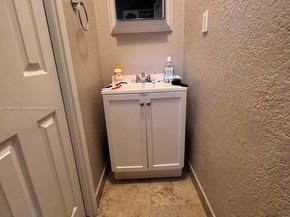 955 SW 75th Ave, Miami FL 33144