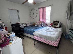 955 SW 75th Ave, Miami FL 33144
