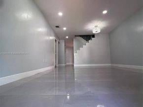 6014 SW 162nd Pl, Miami FL 33193