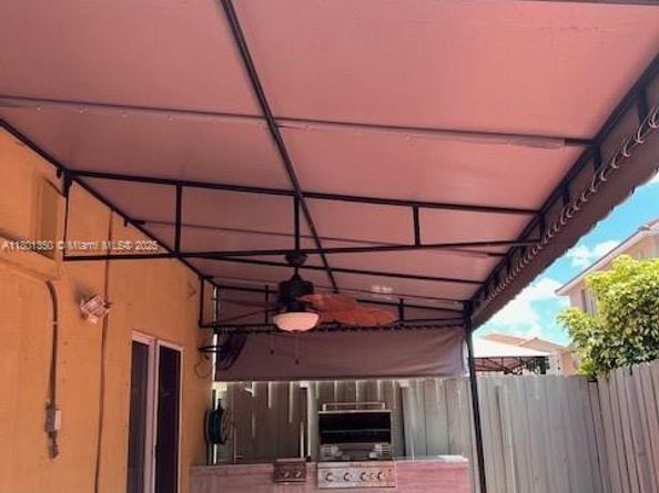 6014 SW 162nd Pl, Miami FL 33193