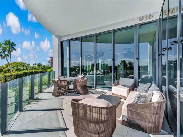 2811 S Bayshore Dr 4A, Miami FL 33133