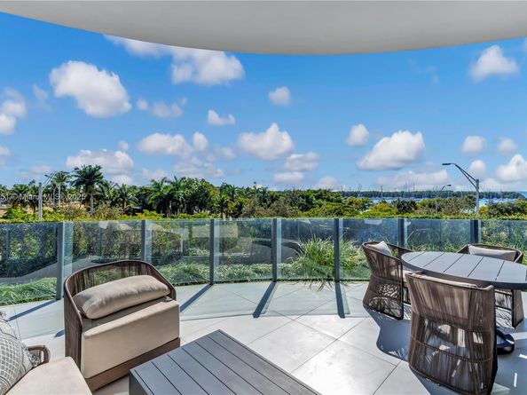 2811 S Bayshore Dr 4A, Miami FL 33133