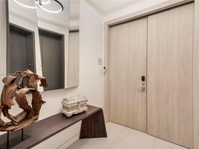 2811 S Bayshore Dr 4A, Miami FL 33133