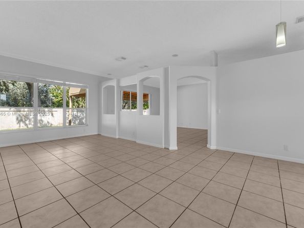 5355 SW 34th Way, Hollywood FL 33312