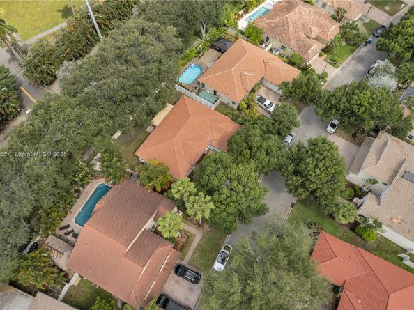 5355 SW 34th Way, Hollywood FL 33312