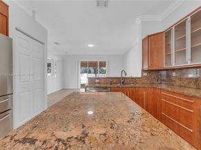 5355 SW 34th Way, Hollywood FL 33312