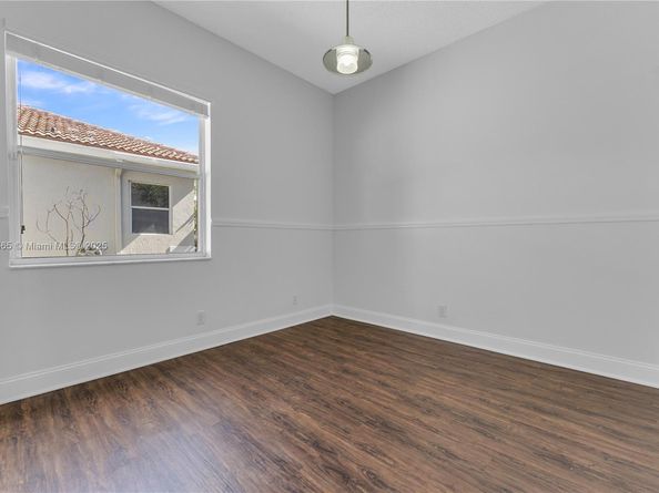 5355 SW 34th Way, Hollywood FL 33312