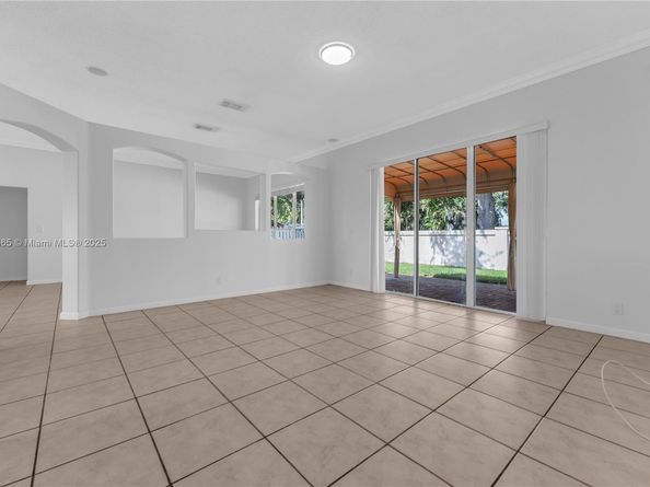 5355 SW 34th Way, Hollywood FL 33312