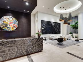 55 SW 9th St PH4501, Miami FL 33130