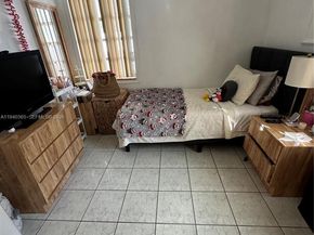 431 NW 32nd Ct, Miami FL 33125