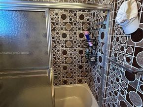 431 NW 32nd Ct, Miami FL 33125