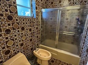 431 NW 32nd Ct, Miami FL 33125