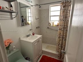 431 NW 32nd Ct, Miami FL 33125