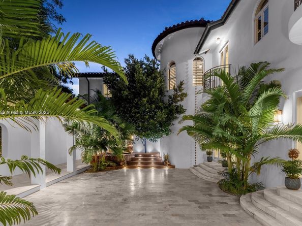 12650 SW 77th Ave, Pinecrest FL 33156