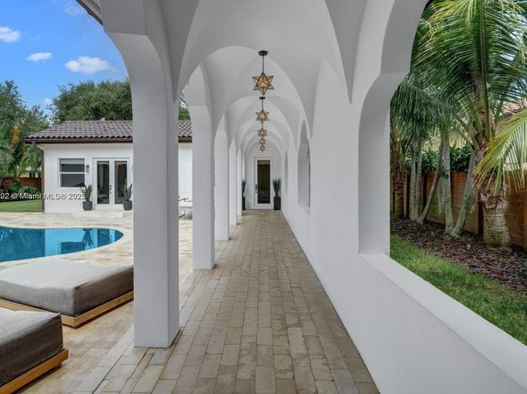 12650 SW 77th Ave, Pinecrest FL 33156