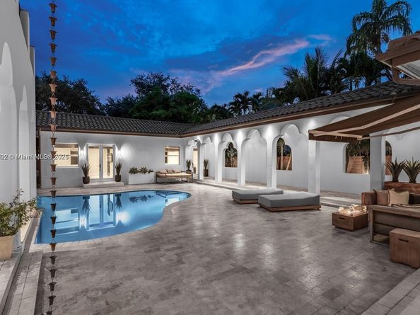 12650 SW 77th Ave, Pinecrest FL 33156