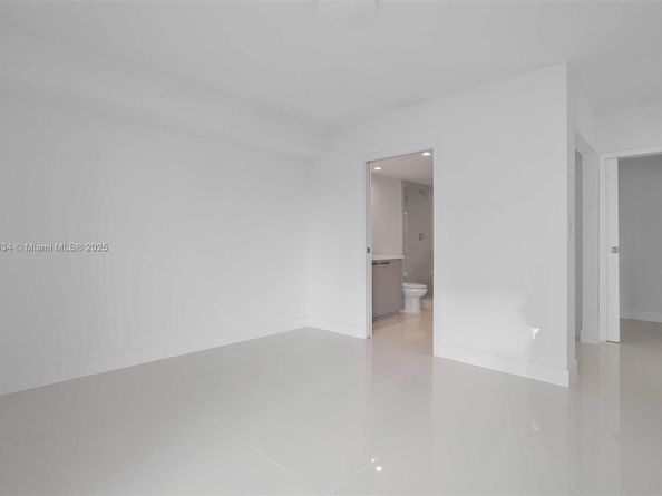 1150 101st St 402, Bay Harbor Islands FL 33154