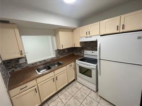 3710 NW 21st St 211, Lauderdale Lakes FL 33311