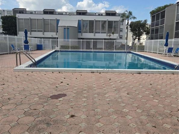 14165 SW 87th St D103, Miami FL 33183