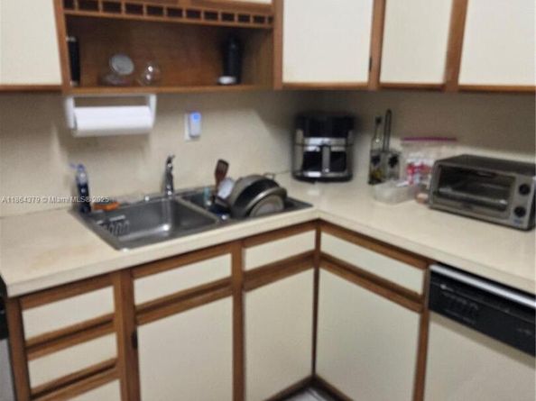14165 SW 87th St D103, Miami FL 33183
