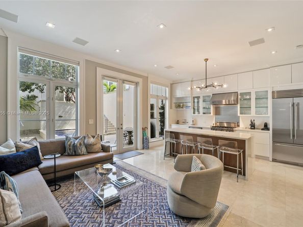 647 Almeria Ave, Coral Gables FL 33134