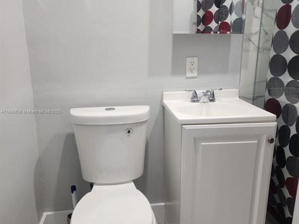 10955 SW 223rd St, Miami FL 33170