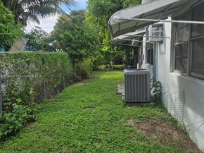 2016 Eagle Dr, Palm Beach FL 33409