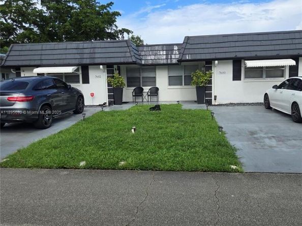 2016 Eagle Dr, Palm Beach FL 33409