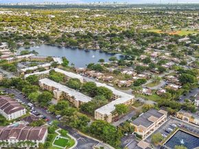 300 Berkley Rd 107, Hollywood FL 33024