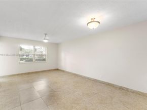 300 Berkley Rd 107, Hollywood FL 33024