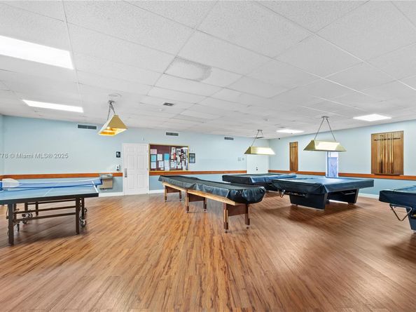 300 Berkley Rd 107, Hollywood FL 33024