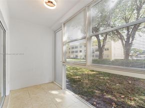 300 Berkley Rd 107, Hollywood FL 33024