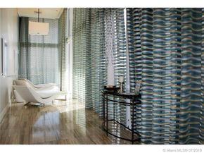 50 Biscayne Blvd 705, Miami FL 33132