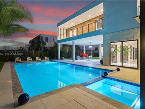 16773 S Botaniko Dr S, Weston FL 33326