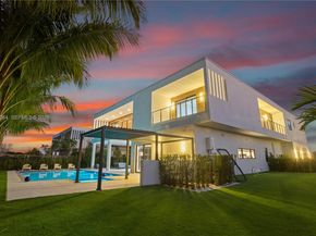 16773 S Botaniko Dr S, Weston FL 33326