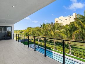 16773 S Botaniko Dr S, Weston FL 33326