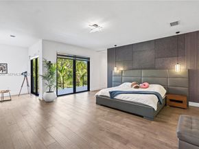 16773 S Botaniko Dr S, Weston FL 33326