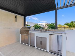 16773 S Botaniko Dr S, Weston FL 33326