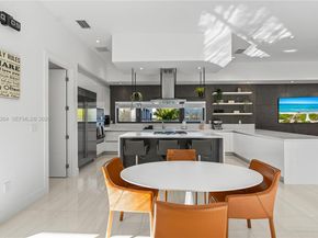 16773 S Botaniko Dr S, Weston FL 33326